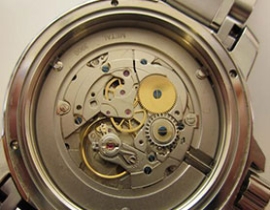 劳力士好好的不走了去哪里维修